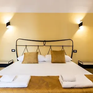 Appartement Sebeto Duomo, Naples